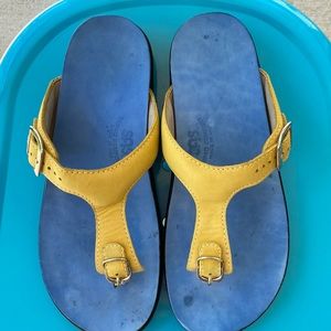 SAS Sanibel T-strap Slide Sandal Yellow 8 M Women’s